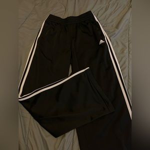 Adidas sweatpants